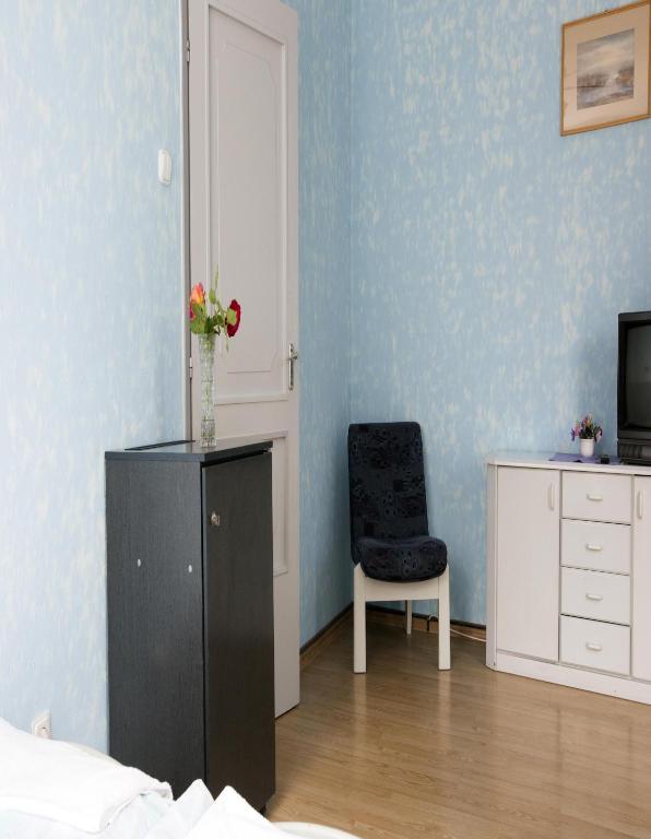 Hotel Francoise Balatonlelle Bagian luar foto