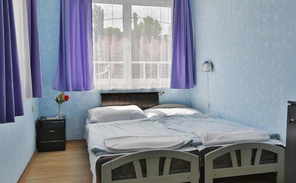 Hotel Francoise Balatonlelle Ruang foto